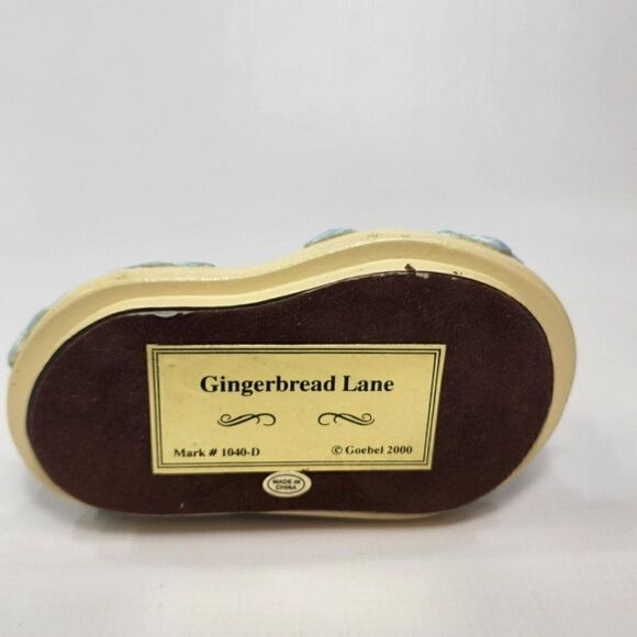 Hummel "Gingerbread Lane" 5.5" Goebel Hummel "Limited Edition" #1040 - Picture 5 of 8